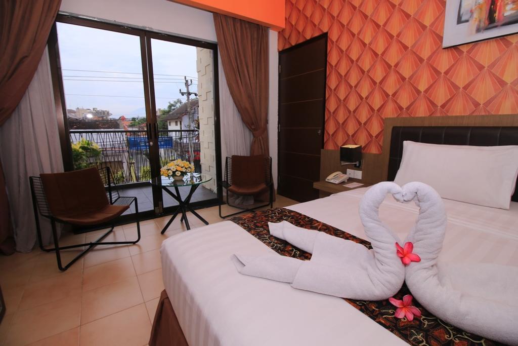 Jentra Dagen Hotel Malioboro Yogyakarta Exterior photo
